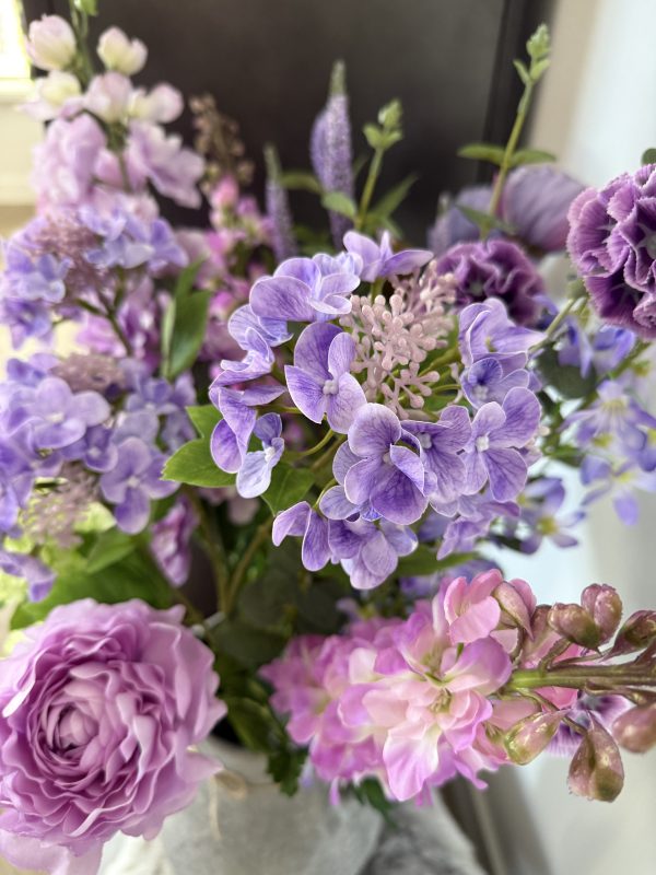 Lavender Mist - in grijze pot - Afbeelding 2