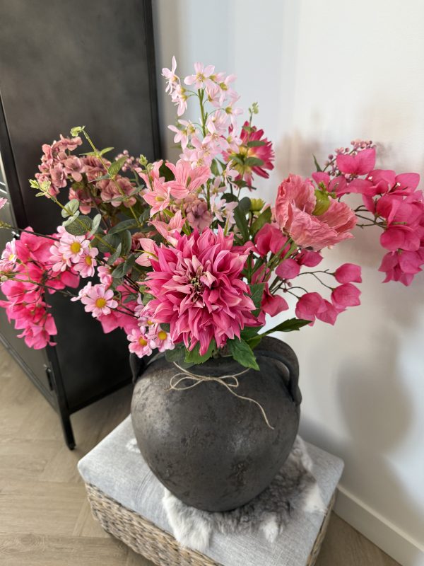 Country Rose Charm - in stenen pot
